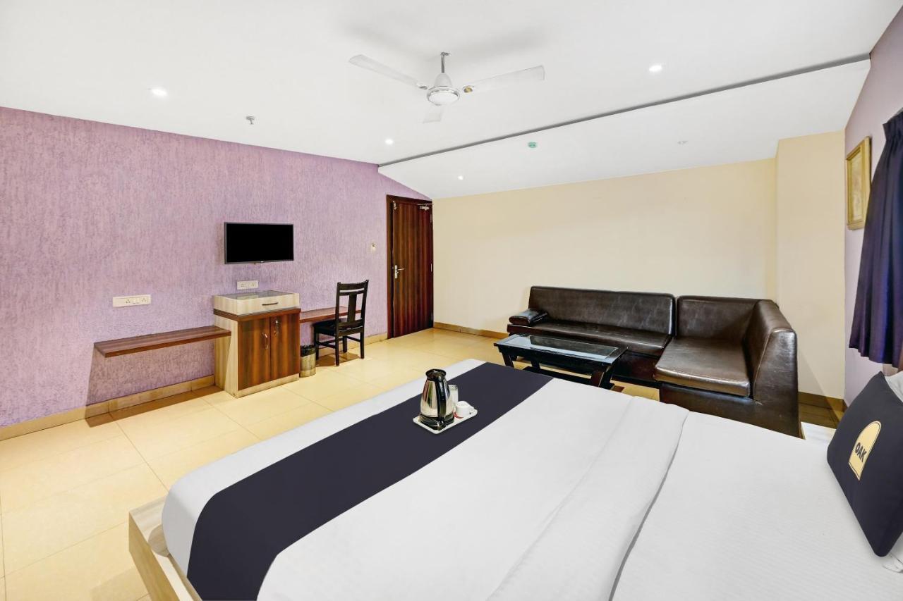 Отель Townhouse Oak Pentagon Residency Бхубанешвара Экстерьер фото