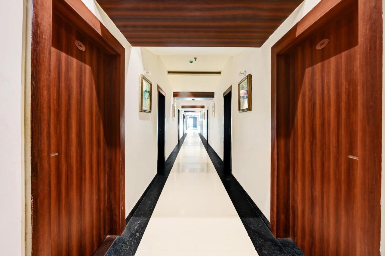 Отель Townhouse Oak Pentagon Residency Бхубанешвара Экстерьер фото